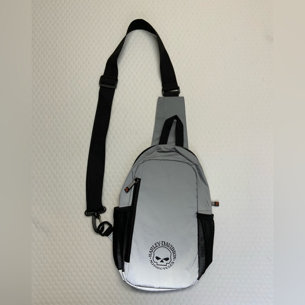 Harley-Davidson Black and Gray Reflective Cross Body Bag